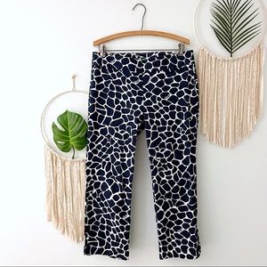 Lilly Pulitzer Navy and White Cropped Pants - Giraffe Print